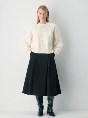 Aritzia Cable-Knit Crewneck Sweater - Size Large